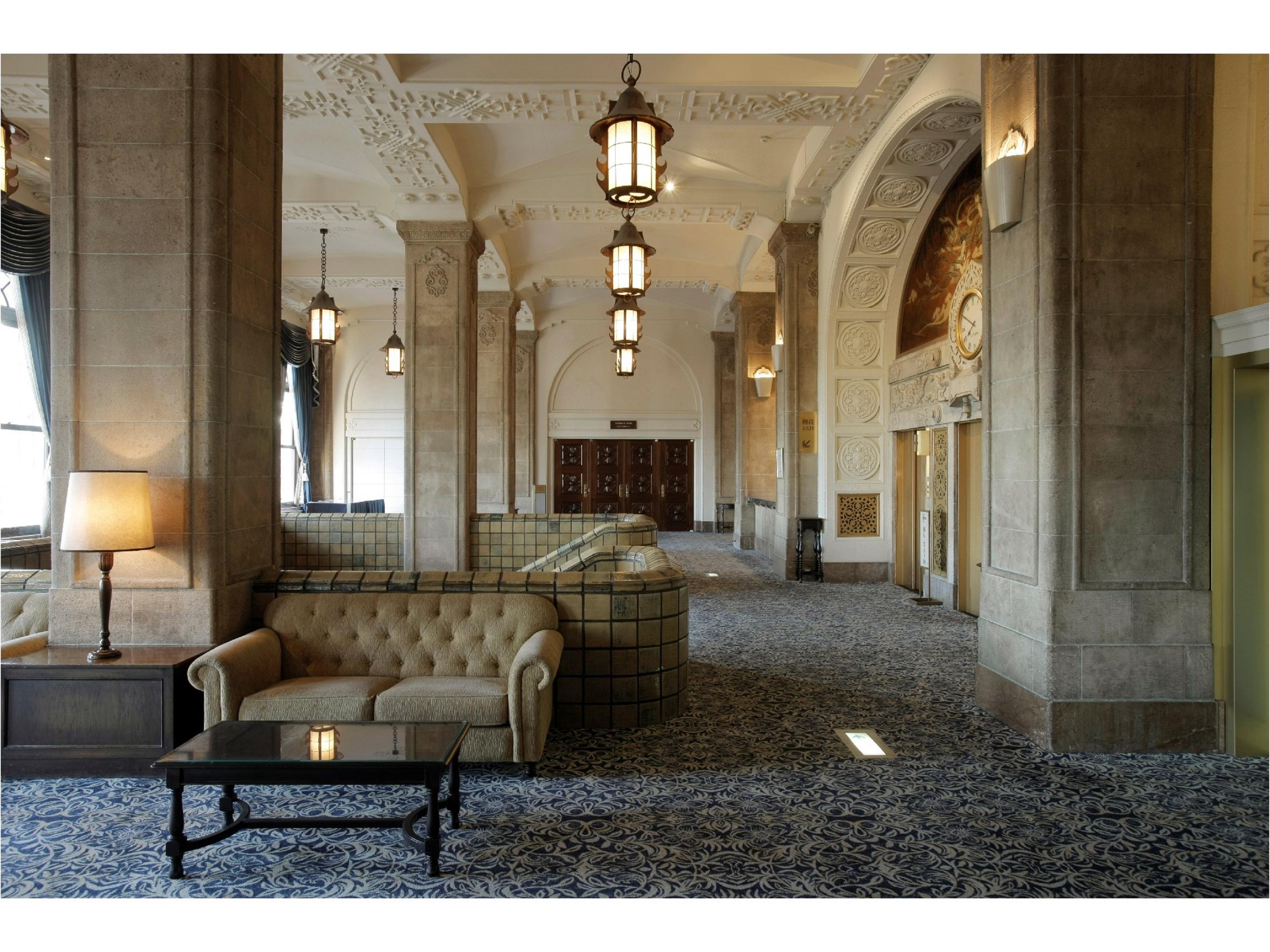 Hotel New Grand Jokohama Zewnętrze zdjęcie The lobby of the hotel