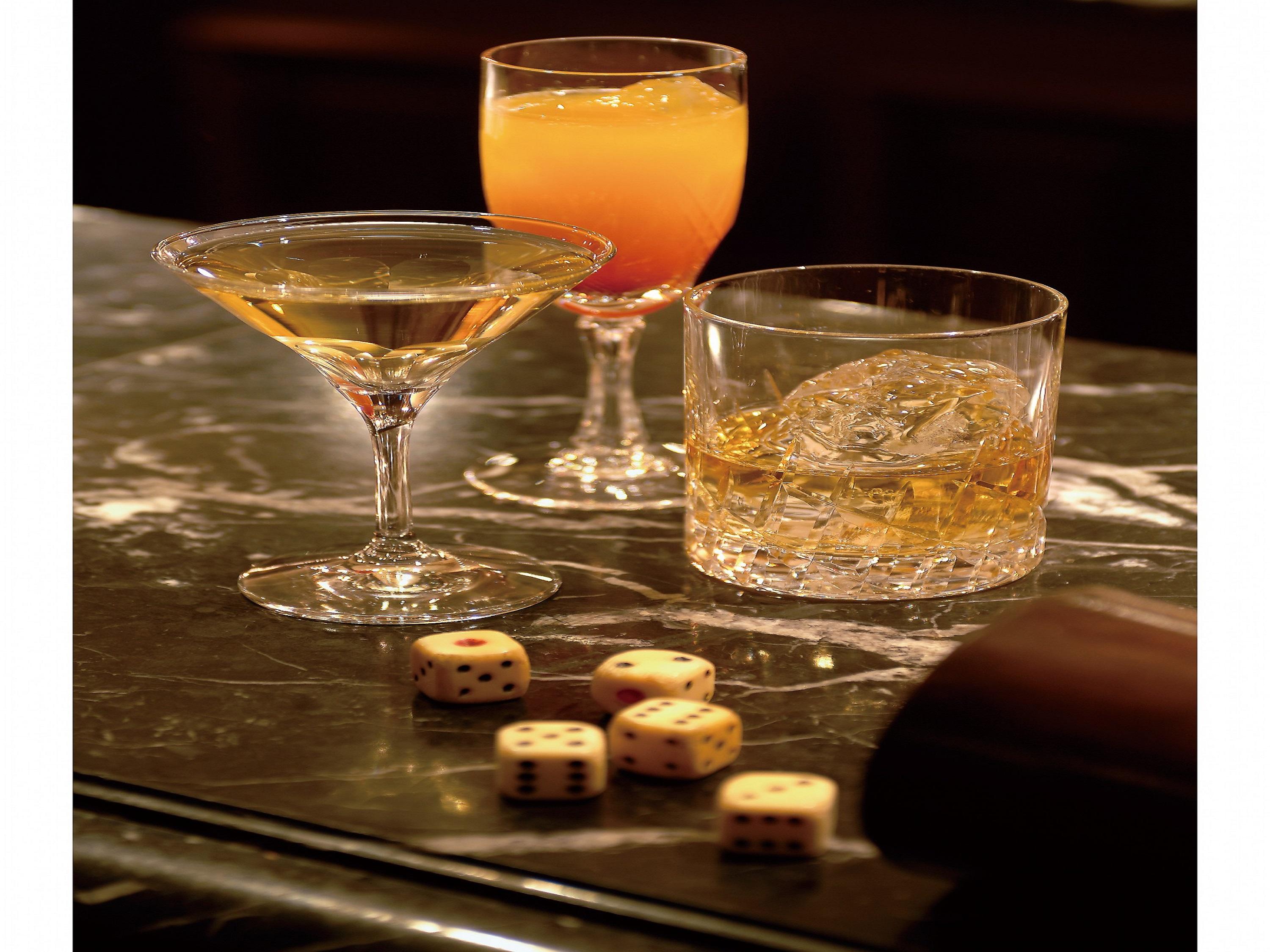 Hotel New Grand Jokohama Zewnętrze zdjęcie A martini, old fashioned and wine glass
